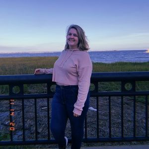 Meet your Posher, Meagan